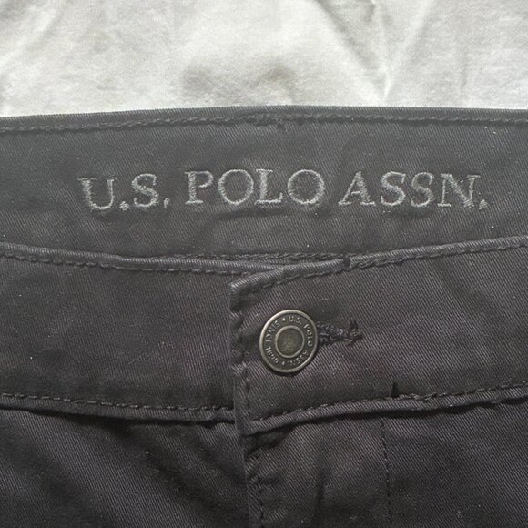 US Polo Assn. Men's Black Cargo Pants (34/32) - Picture 3 of 12
